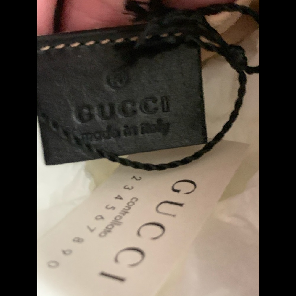 ❌SOLD❌🖤Gucci Marmont Mini Backpack🖤 - Picture 6 of 14